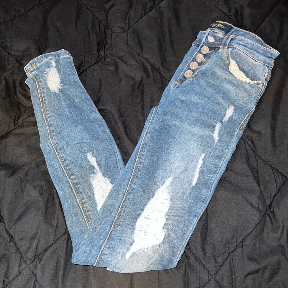 Women’s ripped jeans